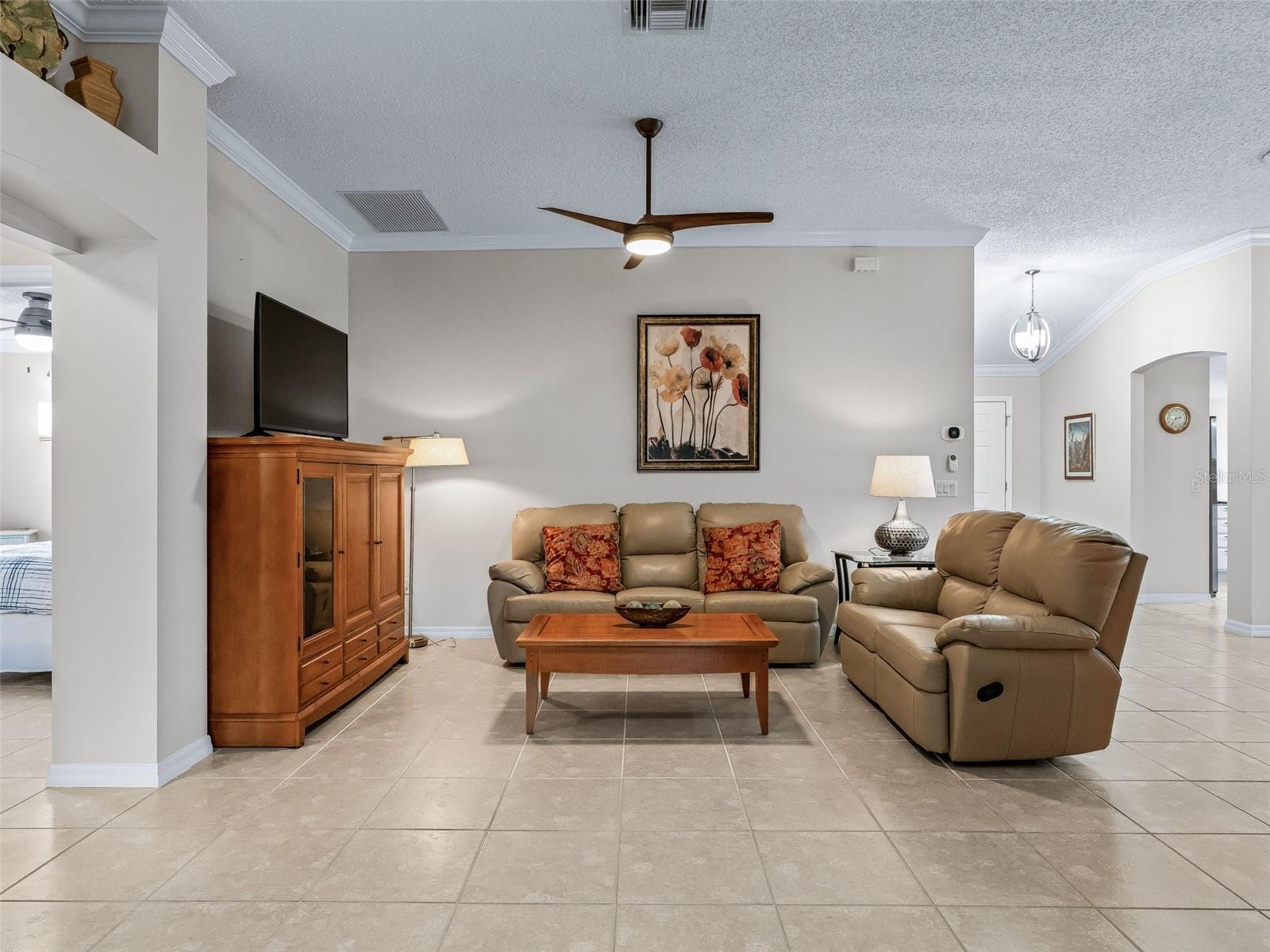 2121 GERARDO AVE, THE VILLAGES, FL — photo 14