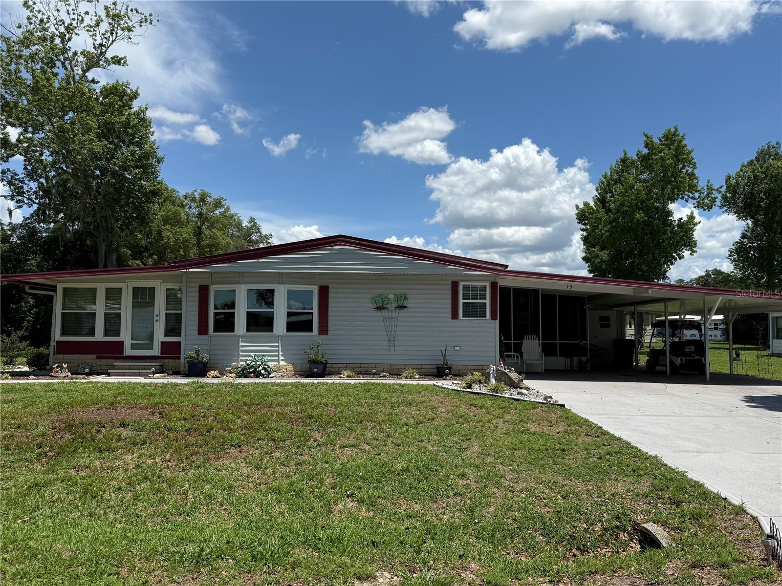 19 MAGNOLIA LN, WILDWOOD, FL