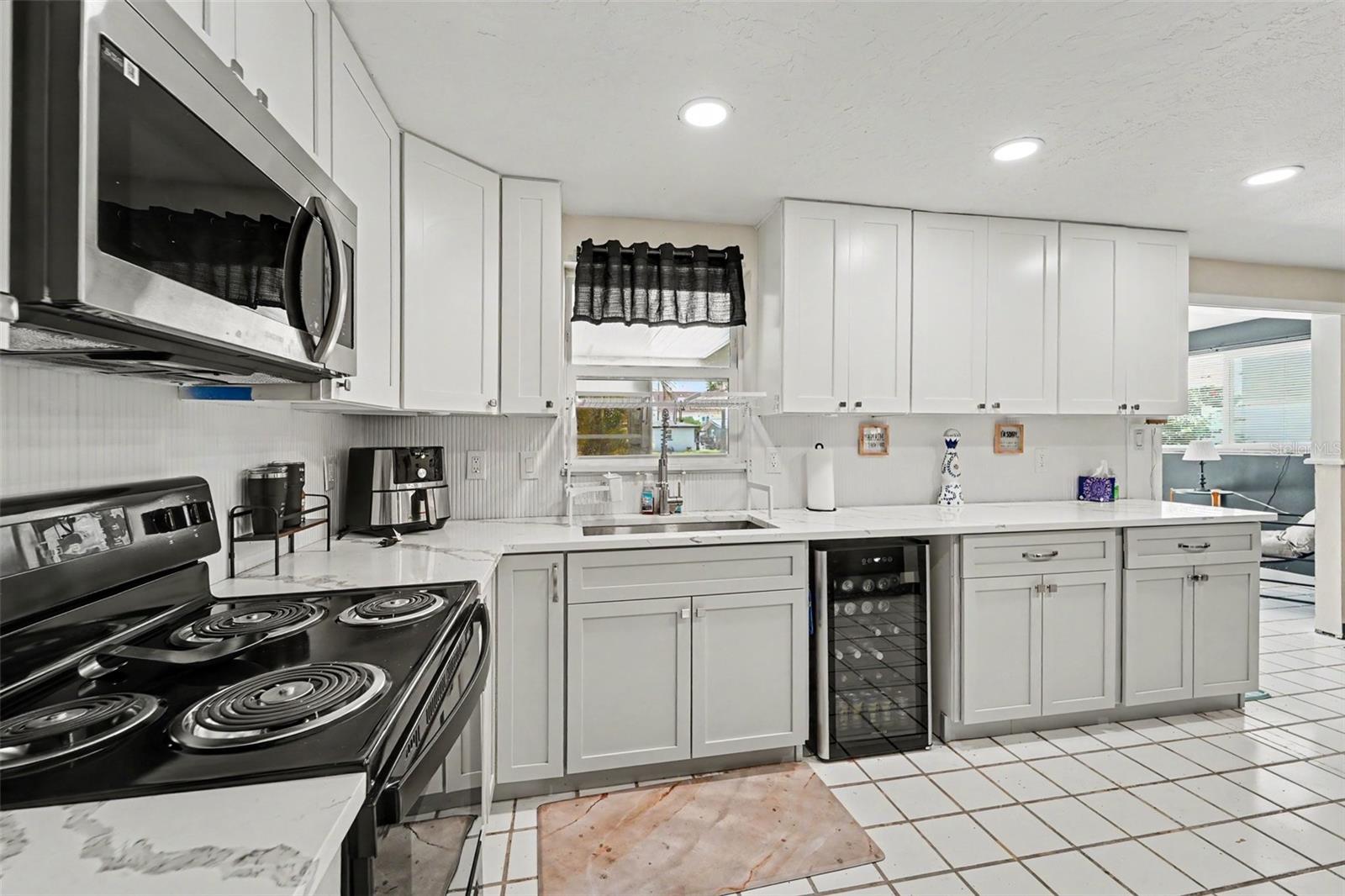 13714 ALLYN DR, HUDSON, FL — photo 7