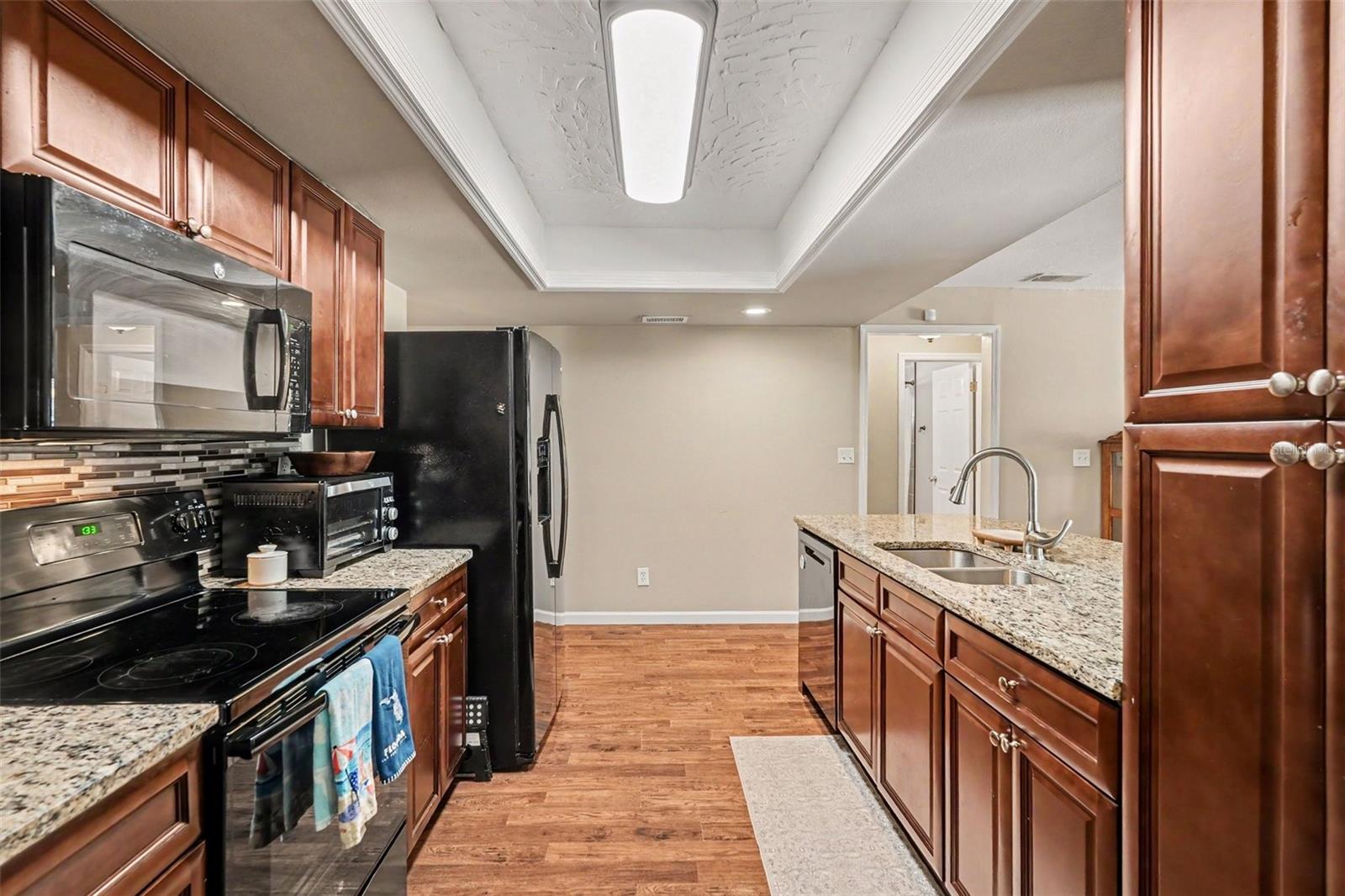 2627 SURREY DR, PALM HARBOR, FL — photo 9