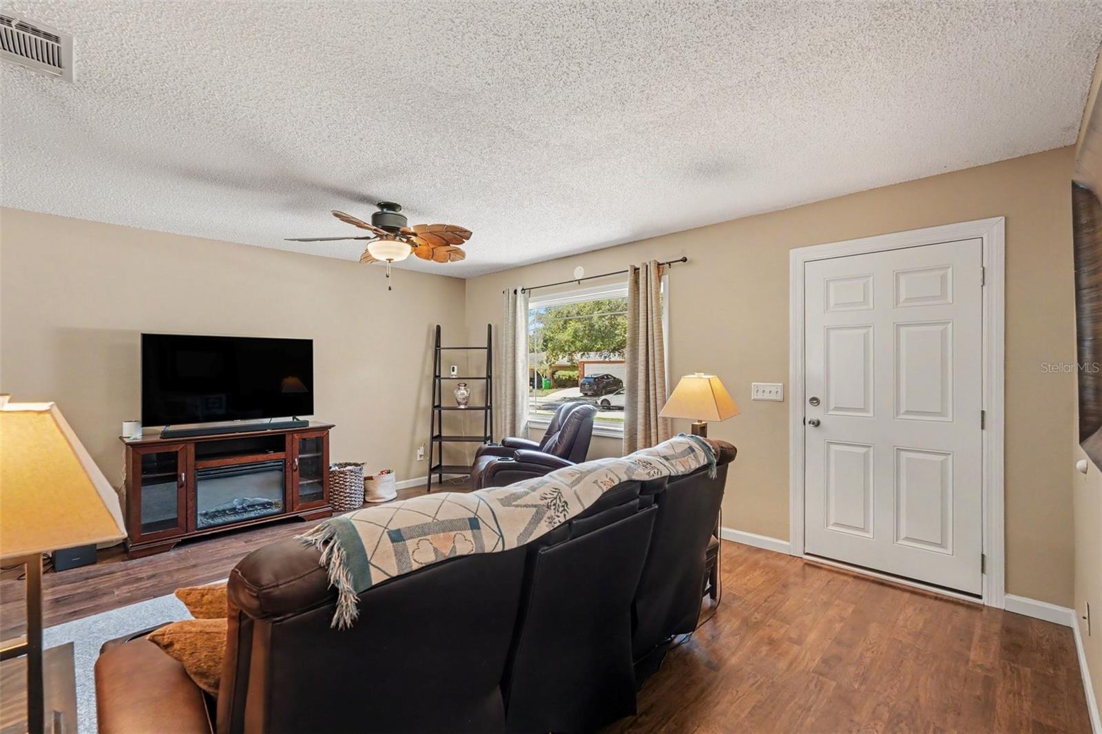 2627 SURREY DR, PALM HARBOR, FL — photo 12