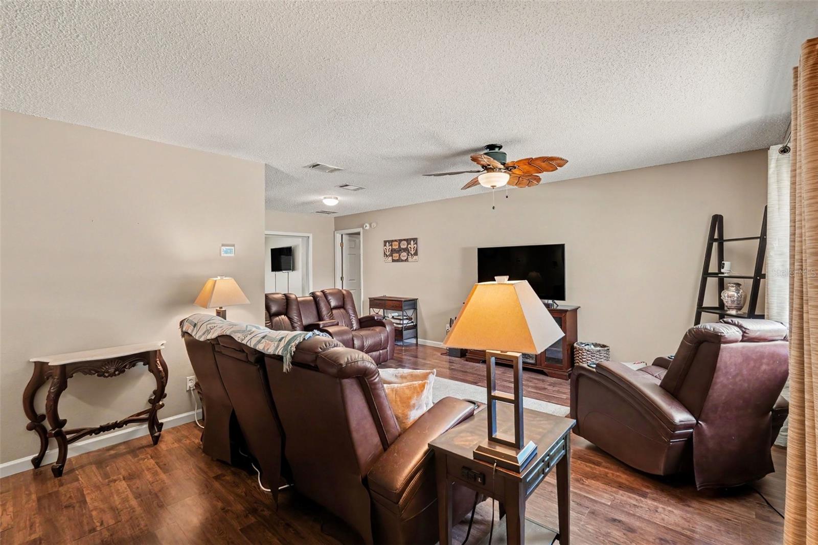 2627 SURREY DR, PALM HARBOR, FL — photo 13