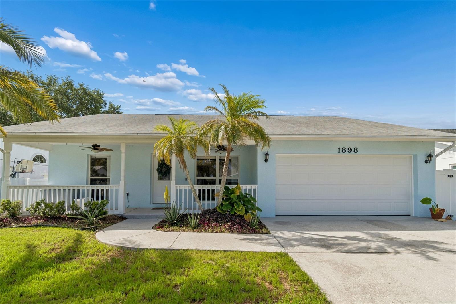 1898 76TH PL N, ST PETERSBURG, FL — photo 2