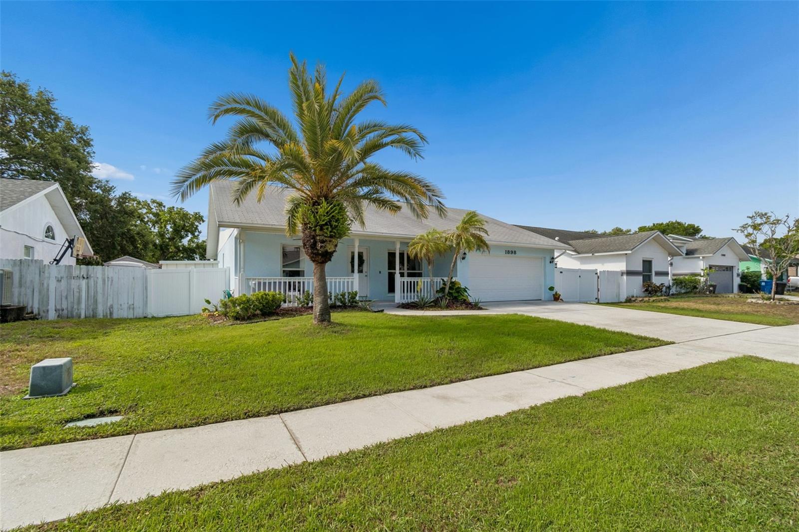 1898 76TH PL N, ST PETERSBURG, FL — photo 3