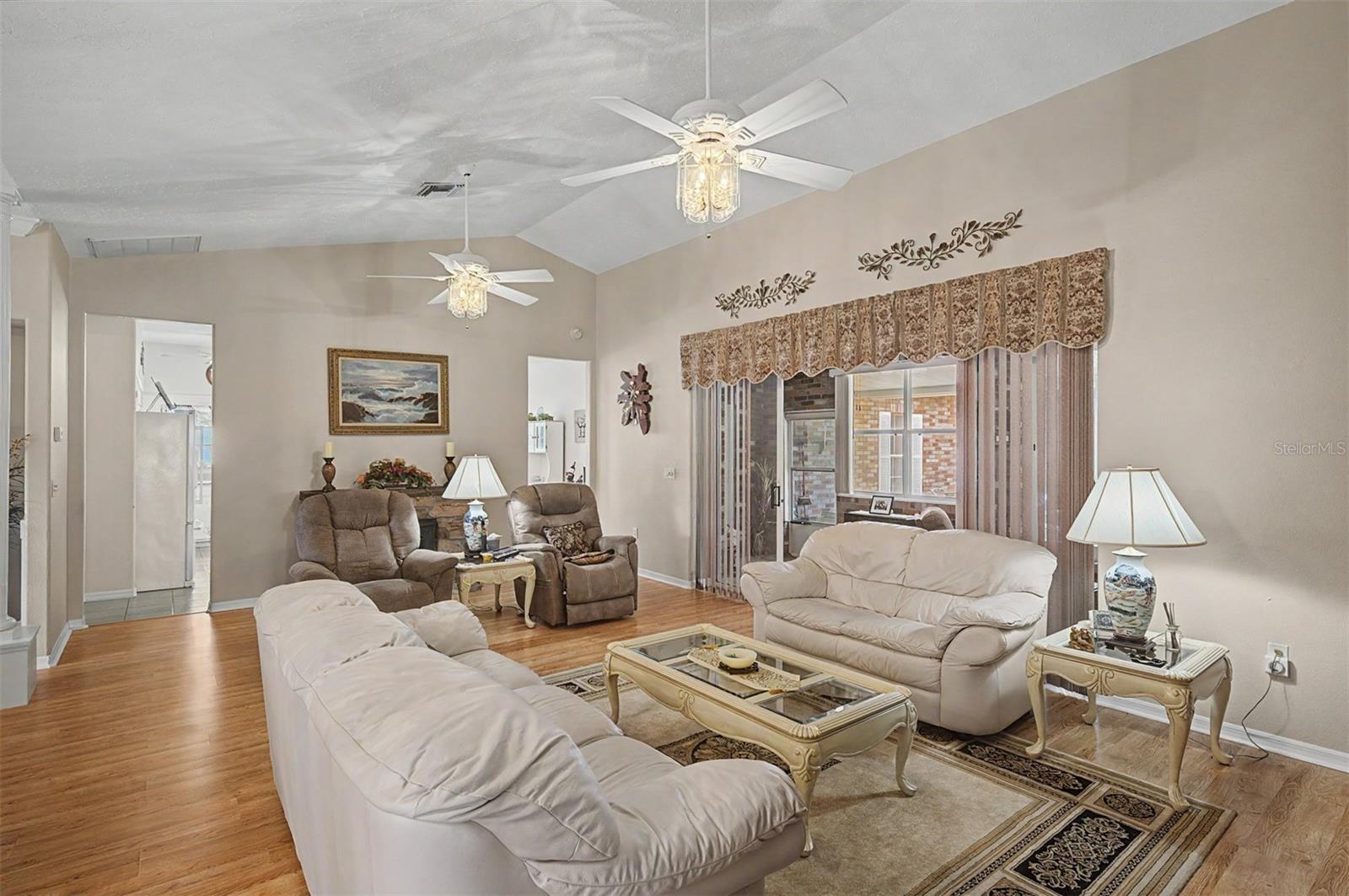 6634 NORTHLAKE DR, ZEPHYRHILLS, FL — photo 9