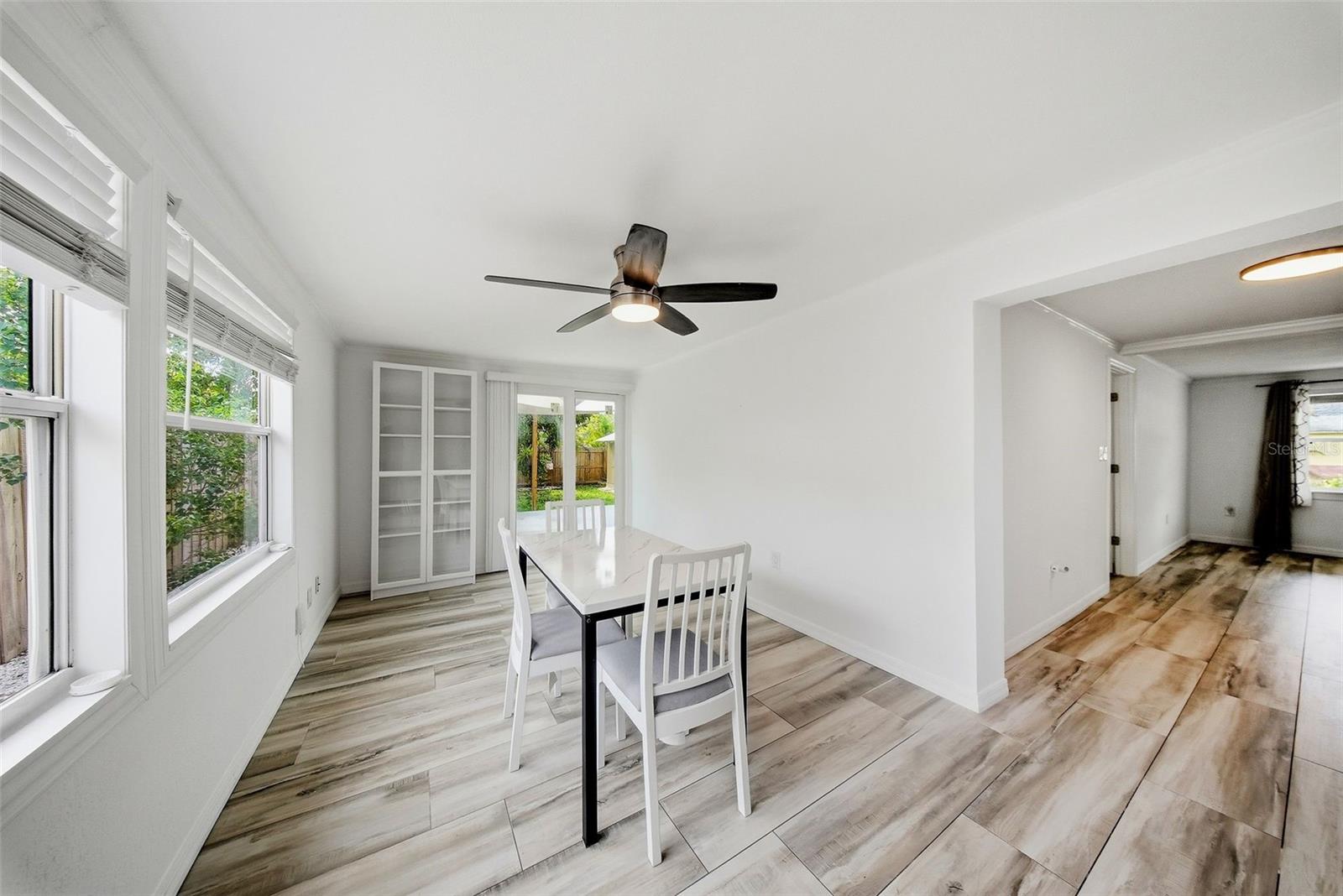 1565 CONNECTICUT AVE NE, ST PETERSBURG, FL — photo 16