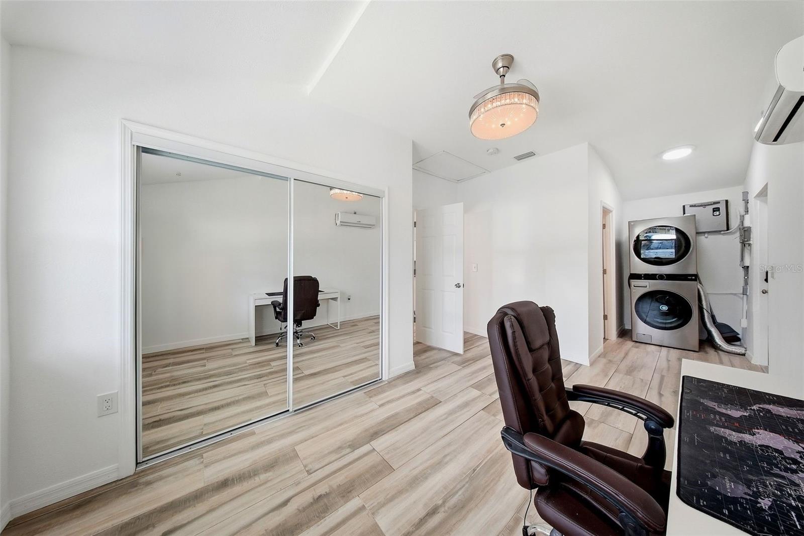 1565 CONNECTICUT AVE NE, ST PETERSBURG, FL — photo 20