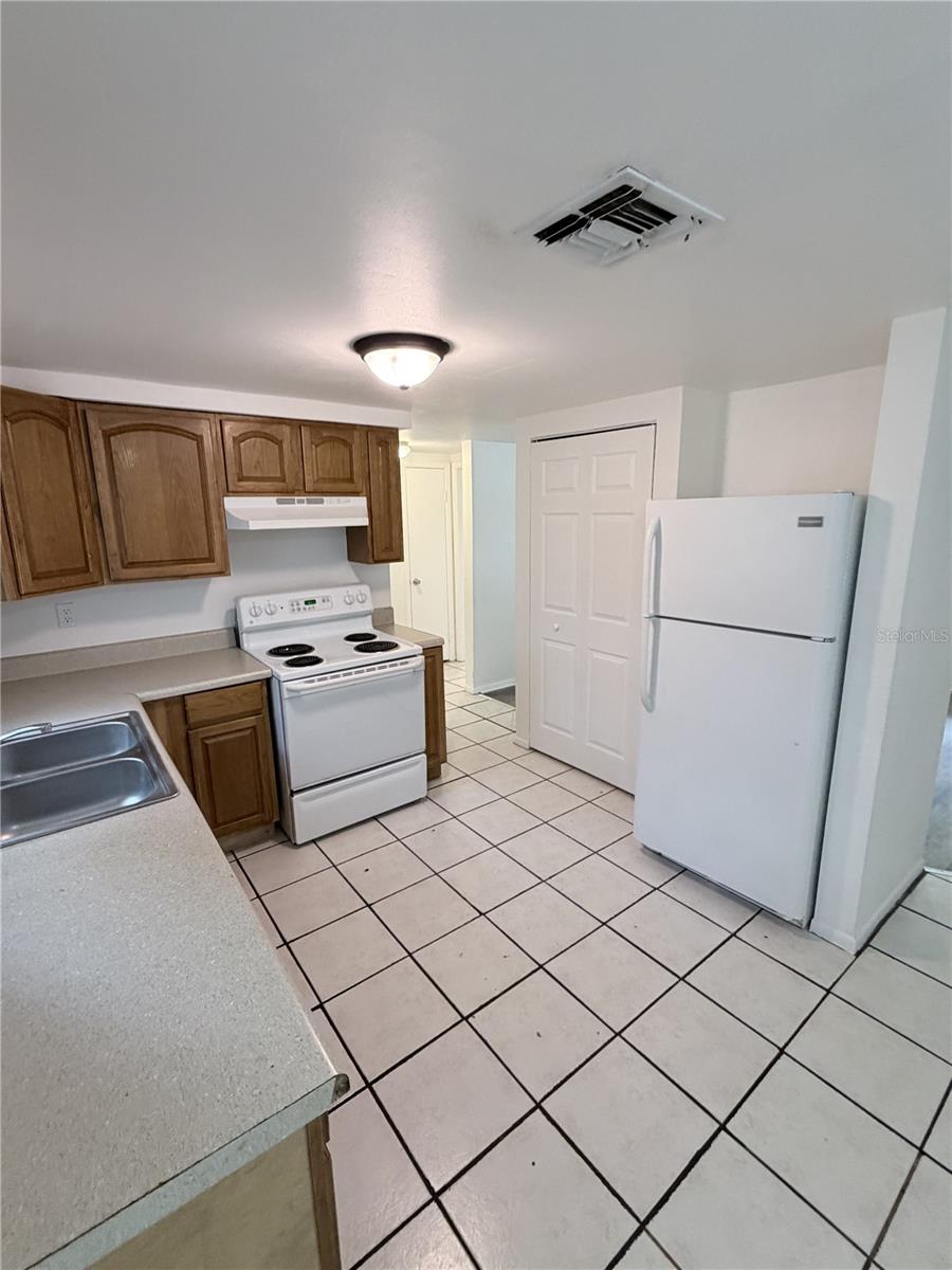 21377 CAMPBELL DR, BROOKSVILLE, FL — photo 6