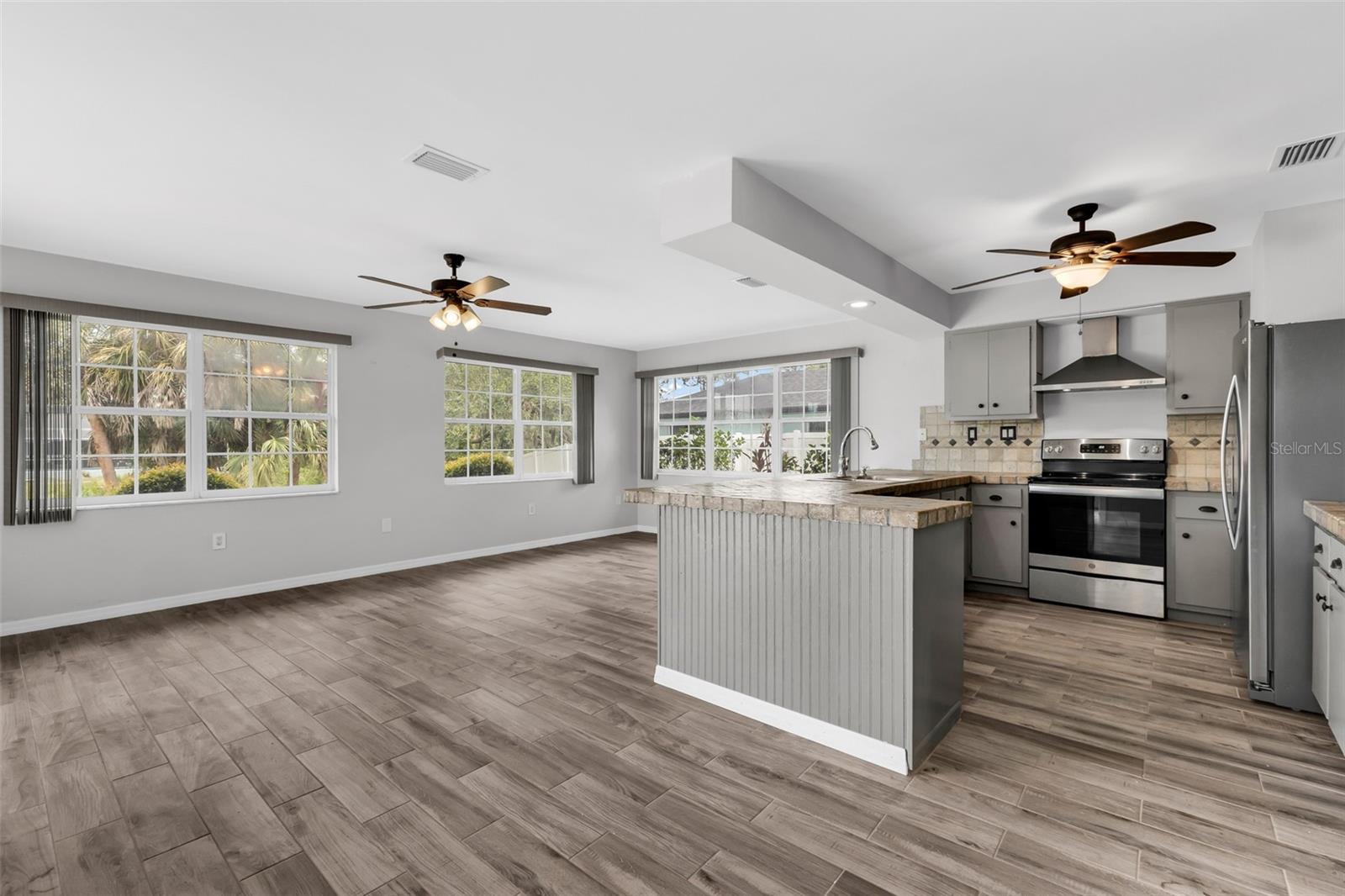 2626 AUBURN BLVD, PORT CHARLOTTE, FL — photo 13