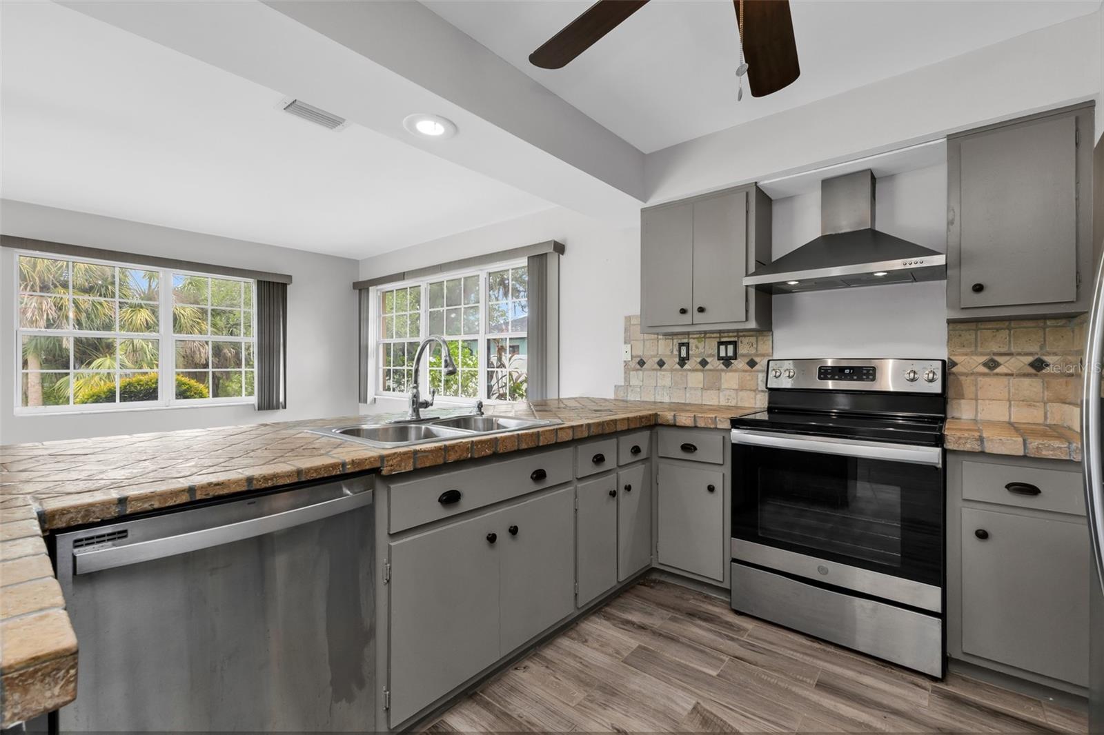 2626 AUBURN BLVD, PORT CHARLOTTE, FL — photo 15