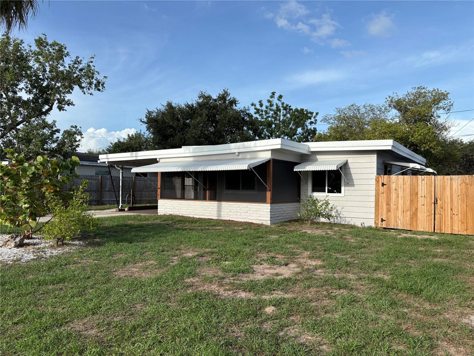 5165 104TH WAY N, ST PETERSBURG, FL — photo 2