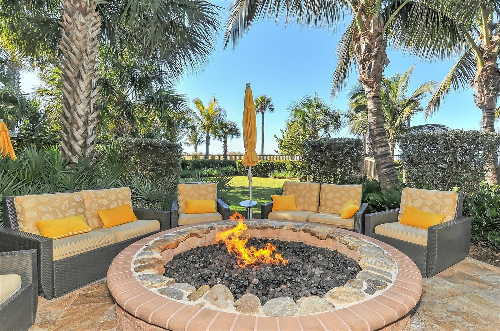 915 SEASIDE DR #402, Weeks 10-13, SARASOTA, FL — photo 39