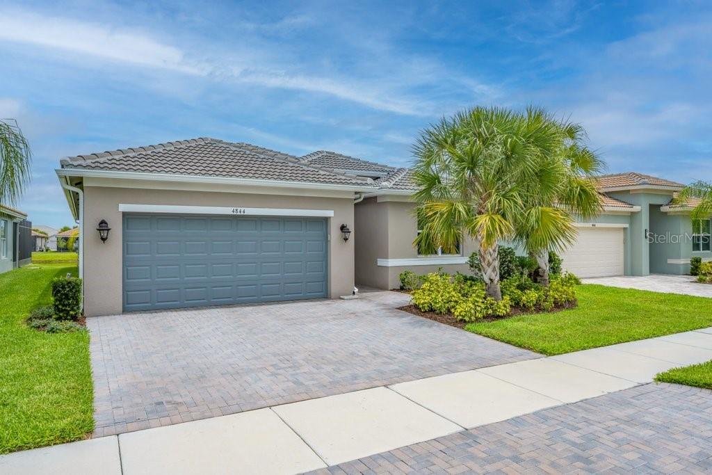 4844 AVILA LAKES DR, WIMAUMA, FL