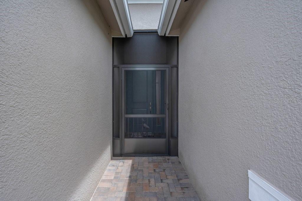 4844 AVILA LAKES DR, WIMAUMA, FL — photo 4