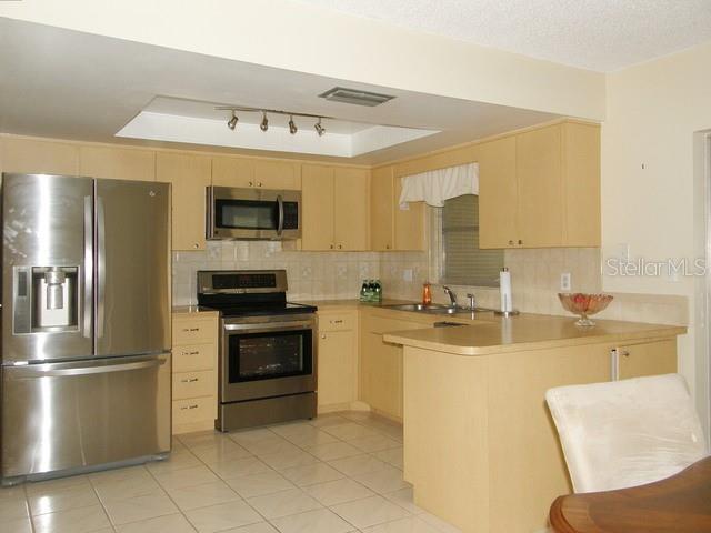 3601 15TH AVE N, ST PETERSBURG, FL — photo 2