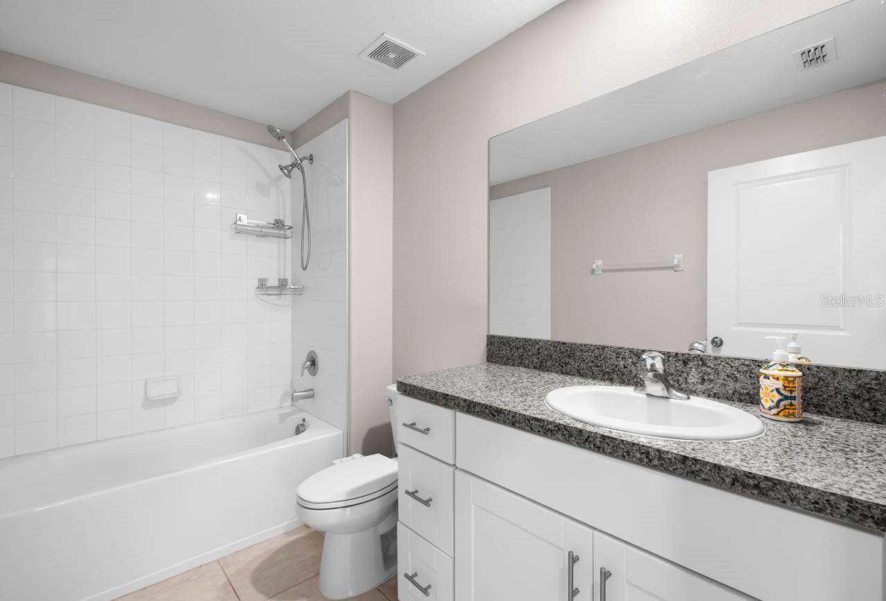 6823 KING CREEK DR, SUN CITY CENTER, FL — photo 22