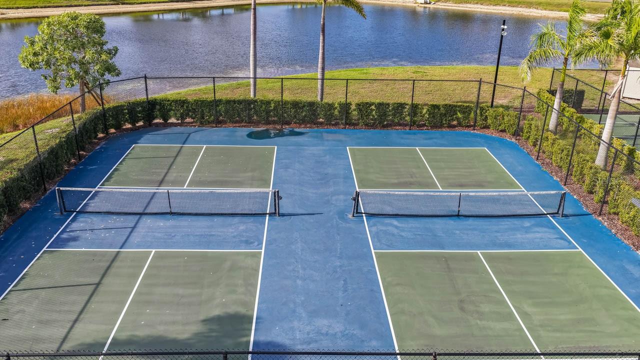 6823 KING CREEK DR, SUN CITY CENTER, FL — photo 30