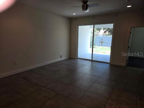 922 CENTAURY DR, KISSIMMEE, FL — photo 4