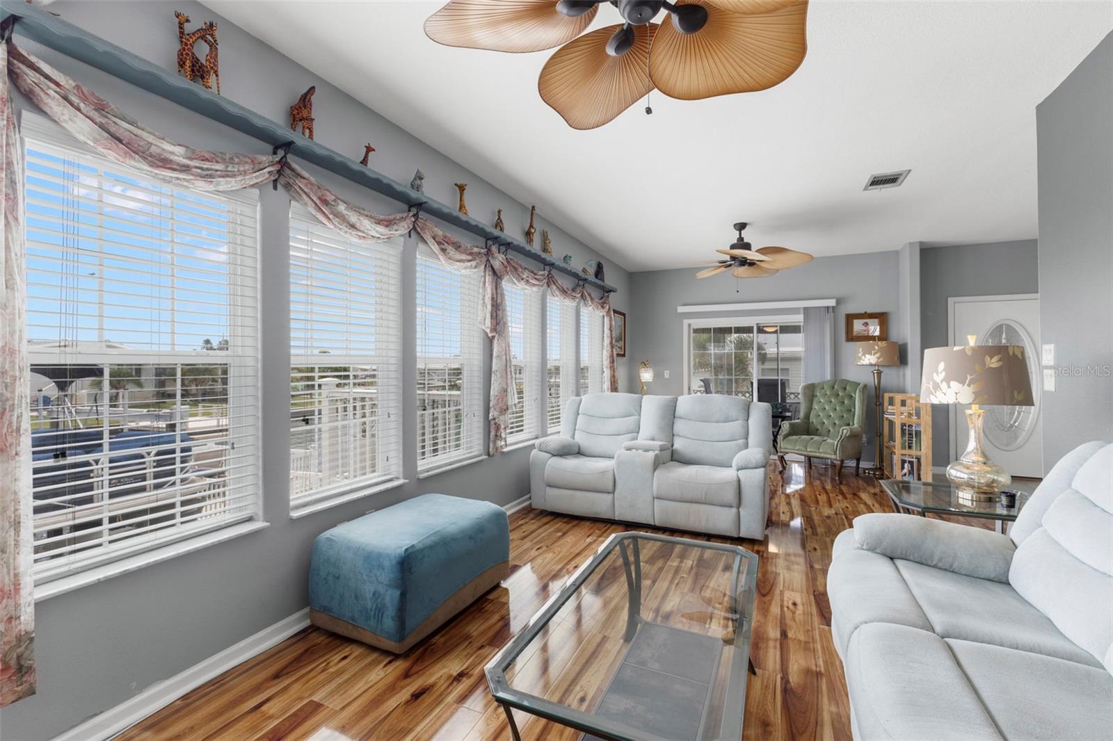 124 AMERICANA CT NE #214, ST PETERSBURG, FL — photo 11