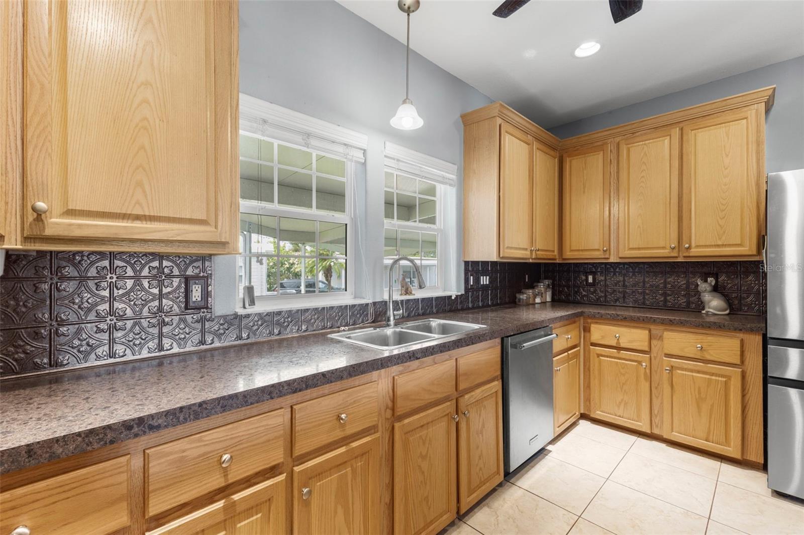 124 AMERICANA CT NE #214, ST PETERSBURG, FL — photo 15