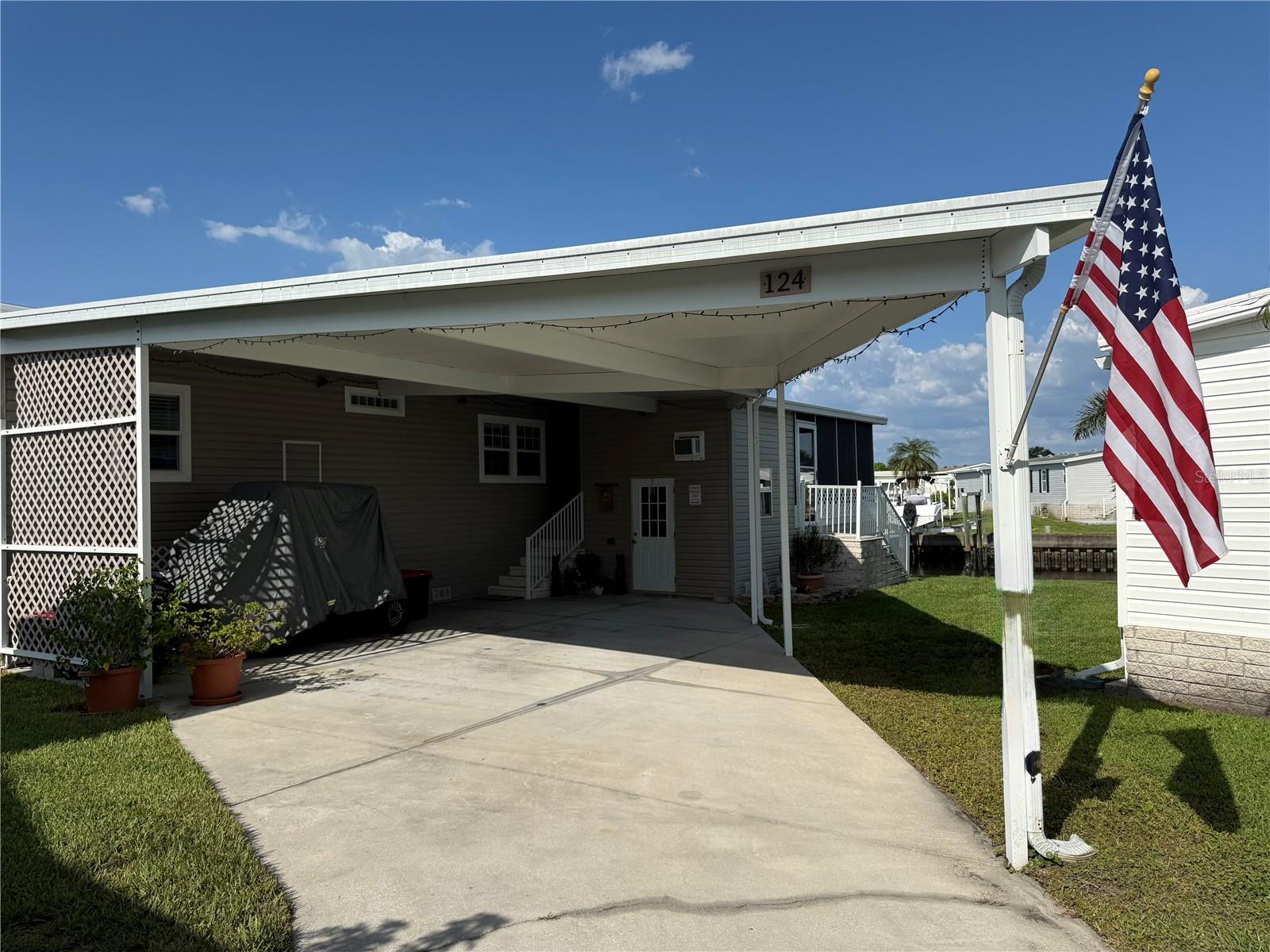 124 AMERICANA CT NE #214, ST PETERSBURG, FL — photo 2