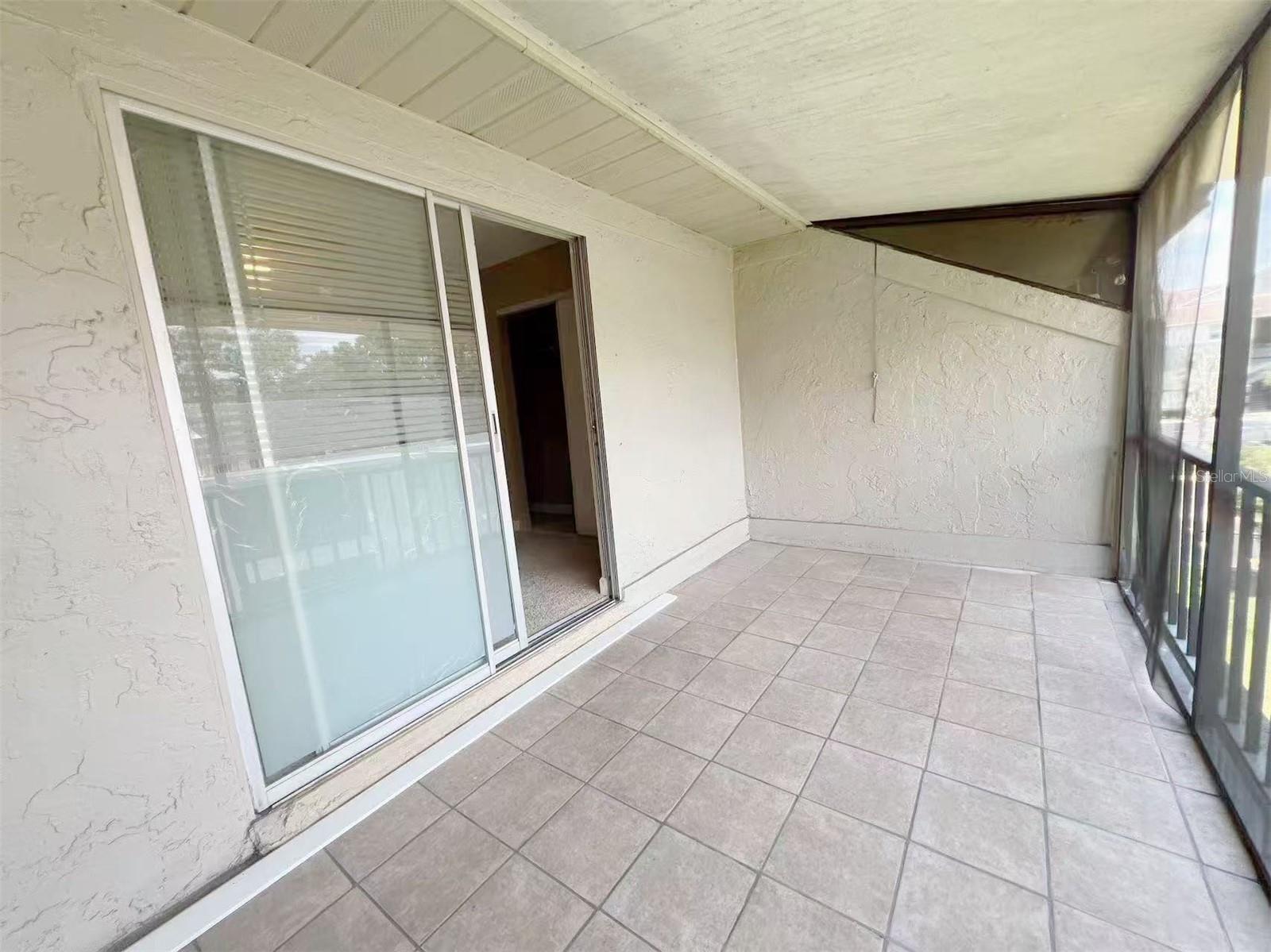 14402 REUTER STRASSE CIR #223, TAMPA, FL — photo 10
