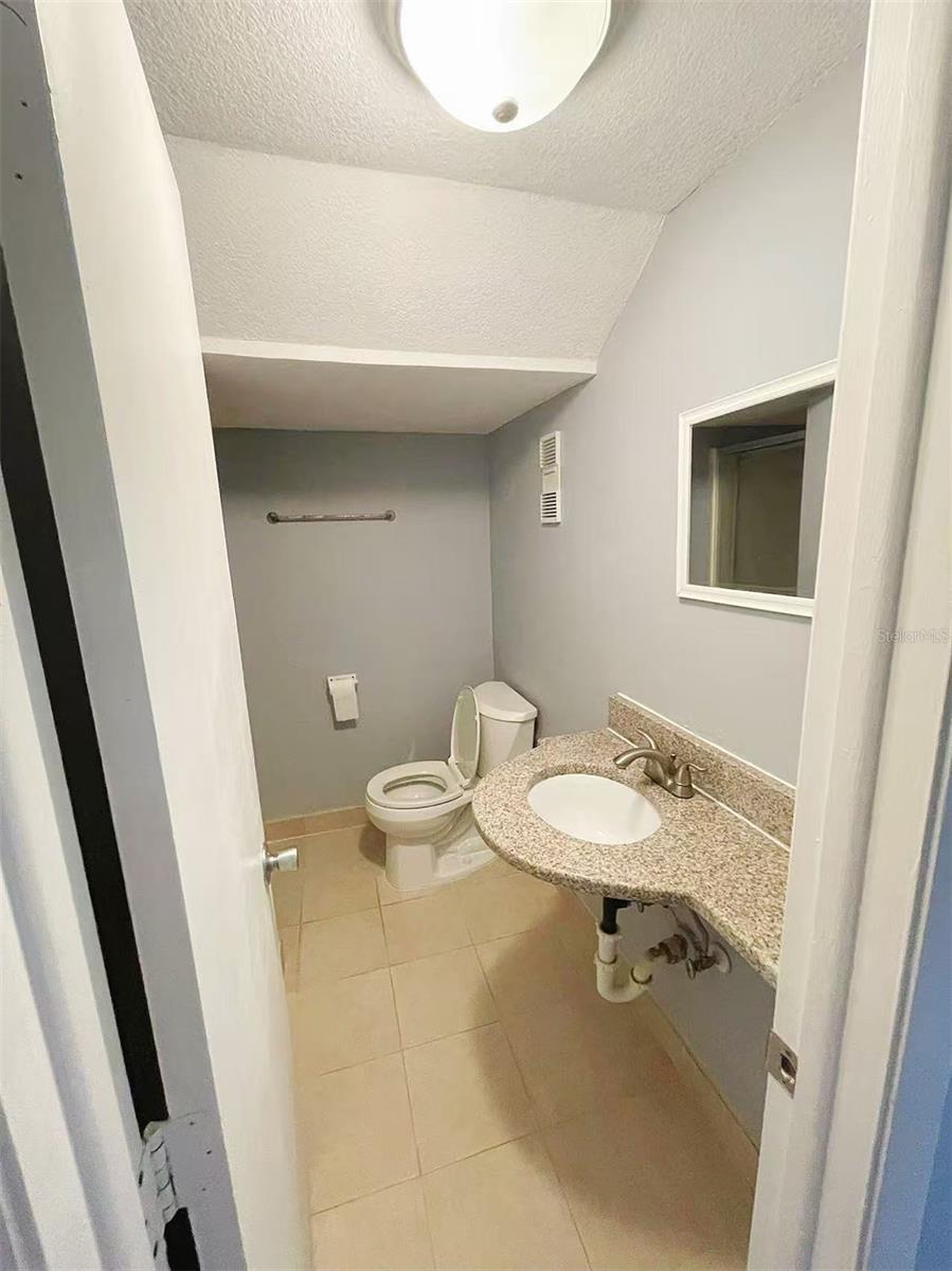 14402 REUTER STRASSE CIR #223, TAMPA, FL — photo 18