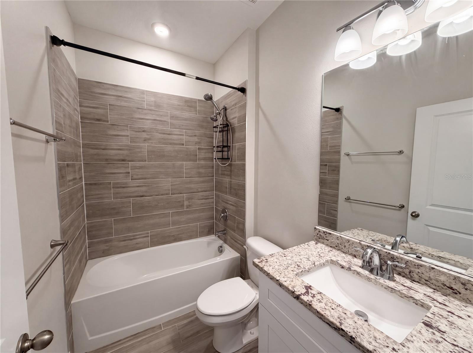 446 CINNAMON DR, KISSIMMEE, FL — photo 16