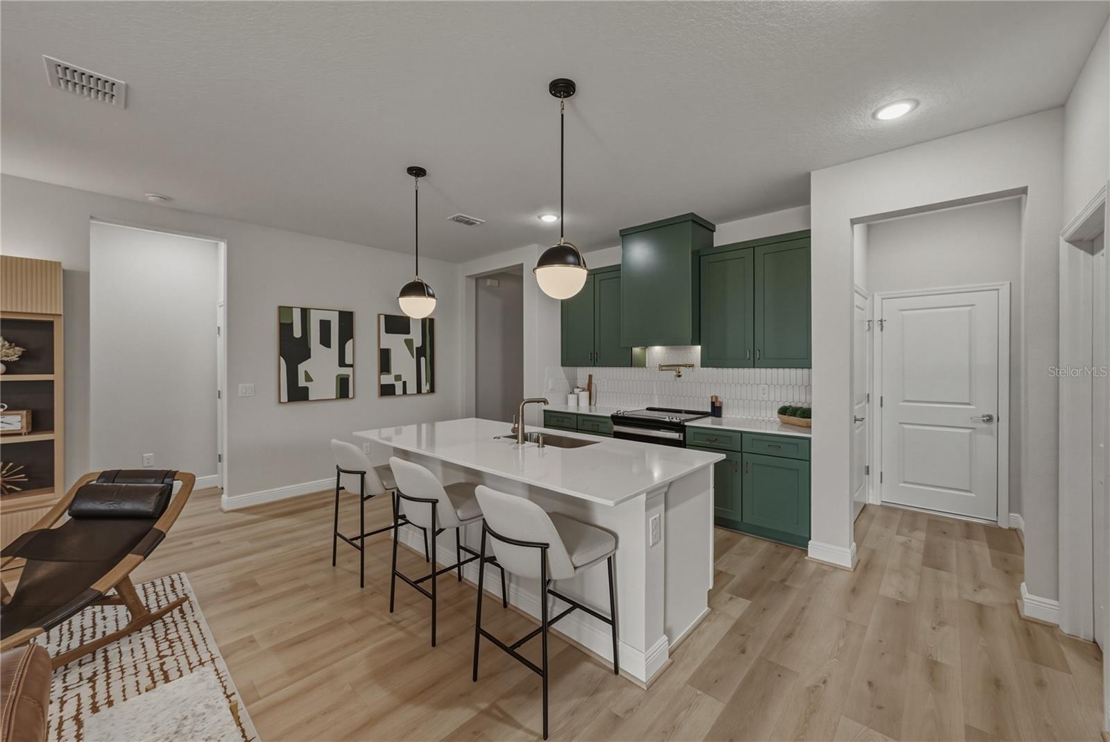 10368 FIELDSTONE MYRTLE WAY, SAN ANTONIO, FL — photo 3