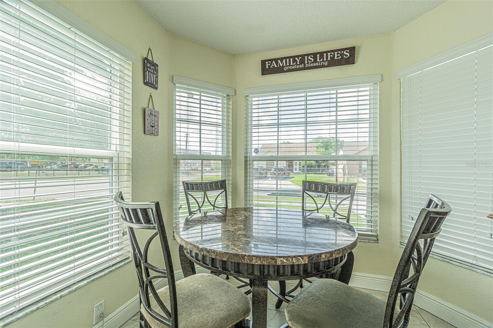 7601 LIMEBURY CT, TAMPA, FL — photo 5
