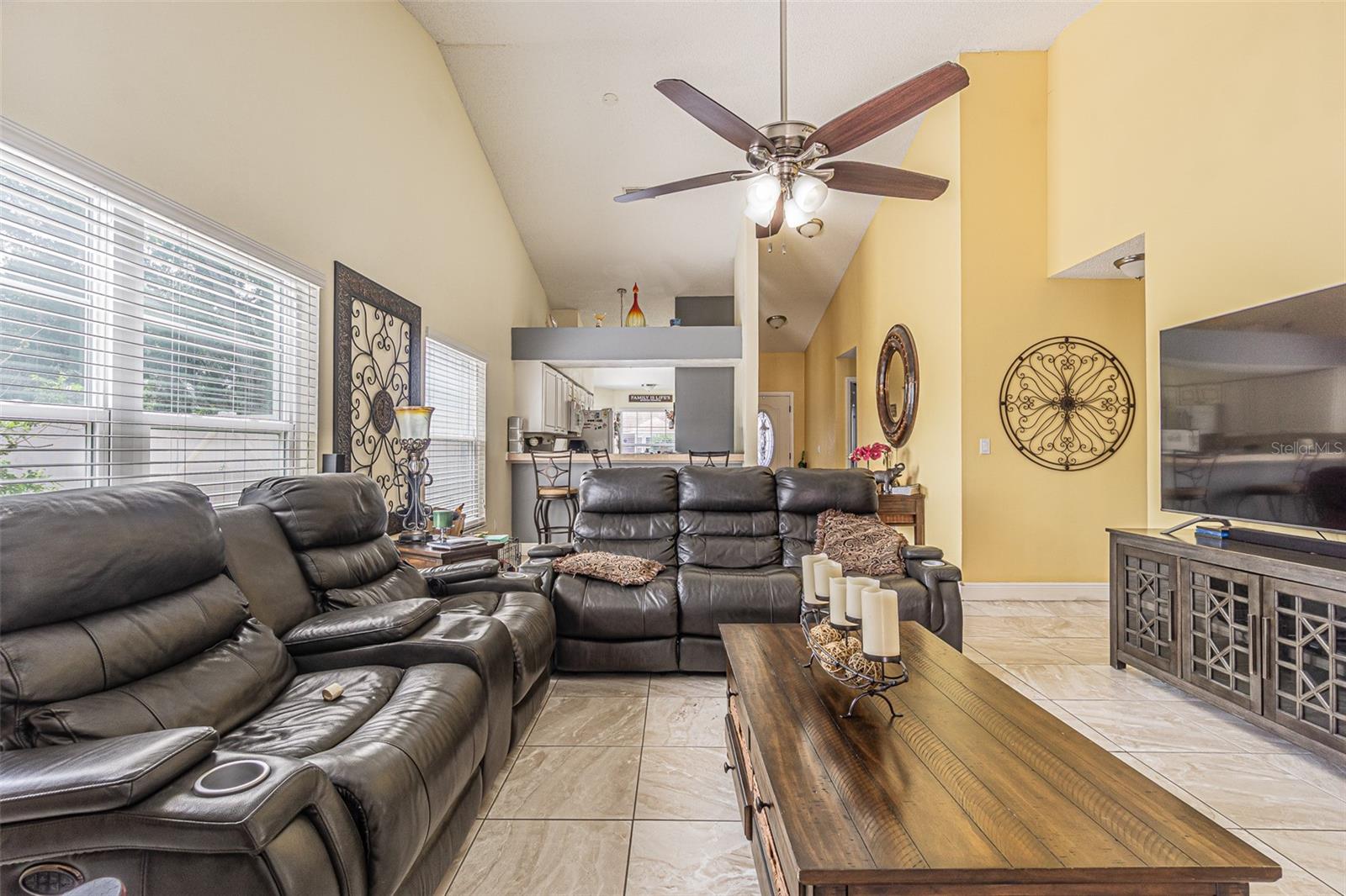 7601 LIMEBURY CT, TAMPA, FL — photo 9