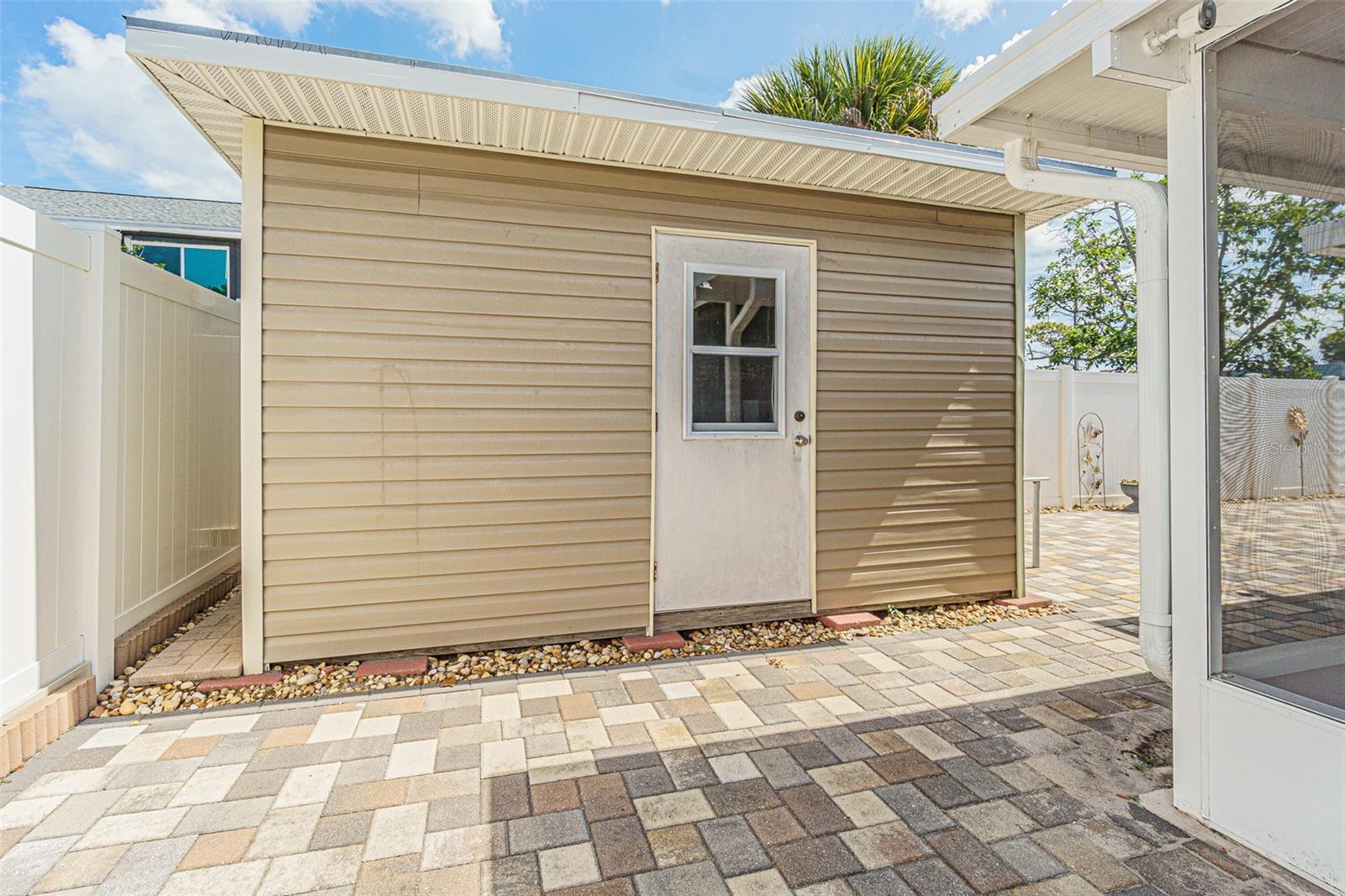 7601 LIMEBURY CT, TAMPA, FL — photo 14