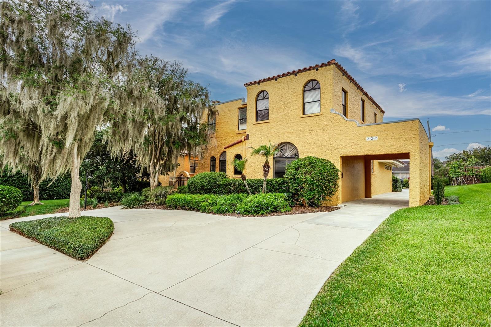 327 MIRAMAR RD, LAKELAND, FL