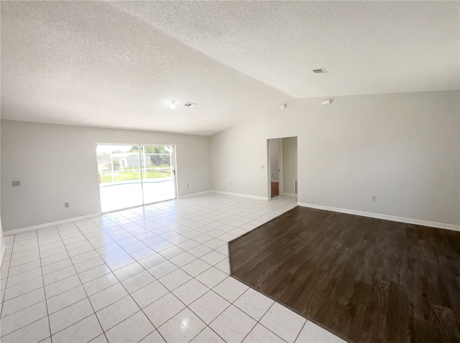 1750 EVERGREEN CT, KISSIMMEE, FL — photo 3