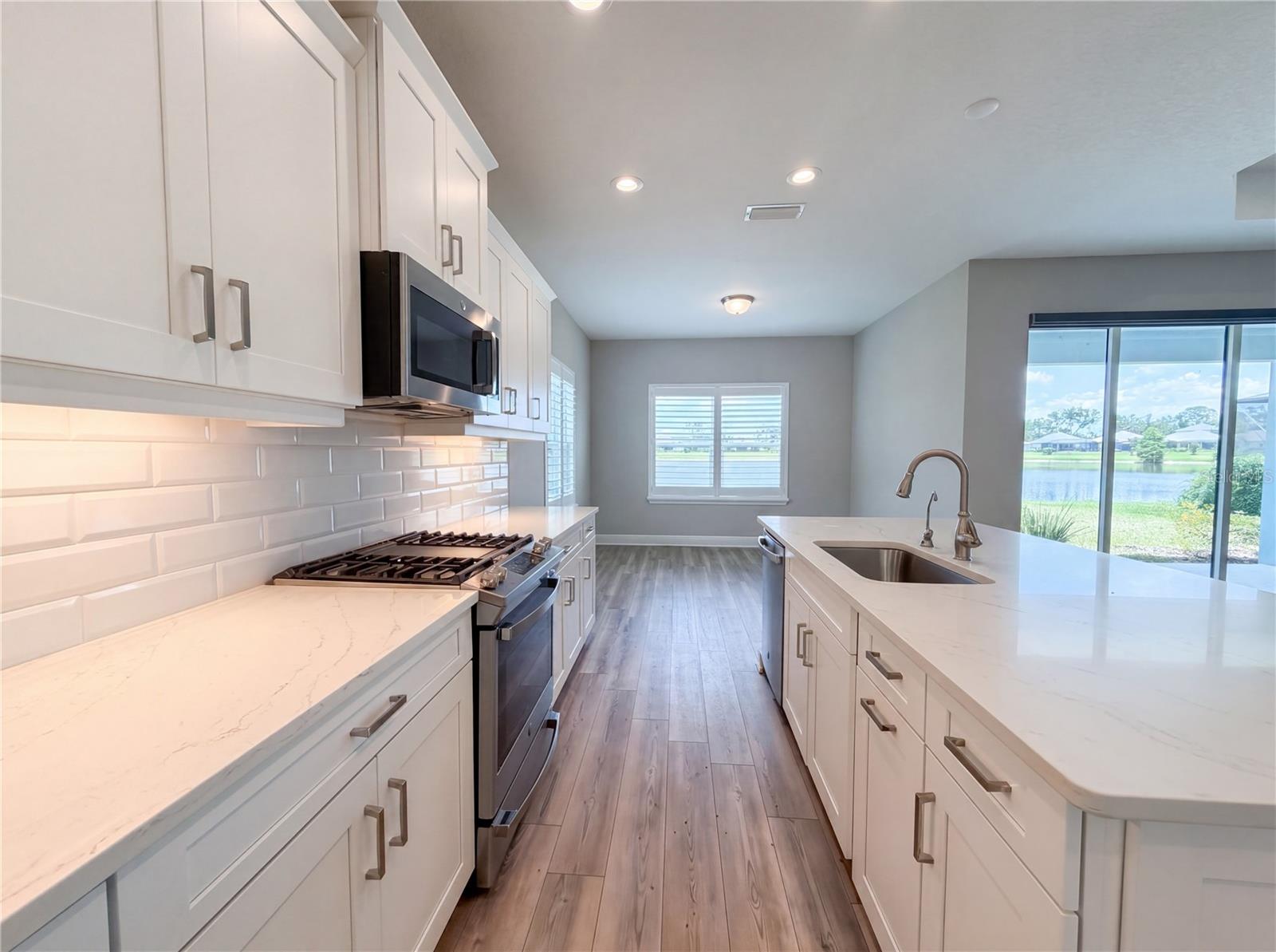 10710 FALLING LEAF CT, PARRISH, FL — photo 7