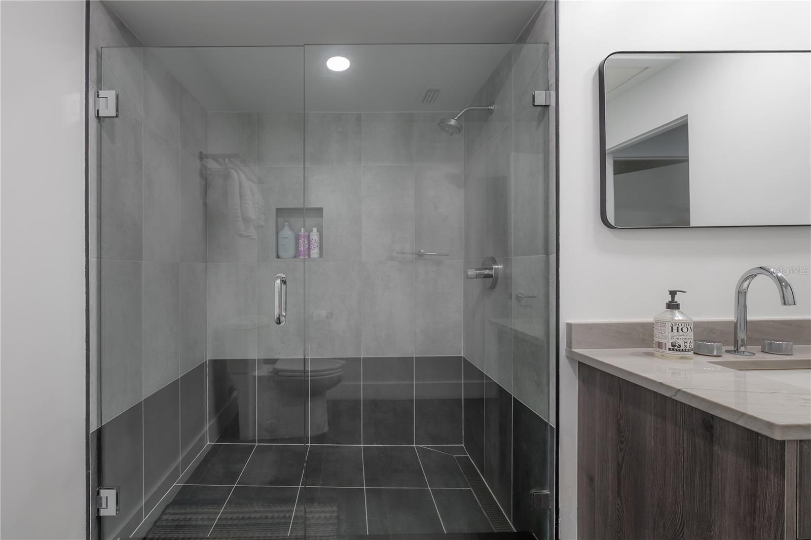 8757 BAY POINTE DR, TAMPA, FL — photo 26