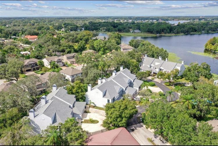 9726 TIFFANY OAKS LN #9726, TAMPA, FL — photo 2