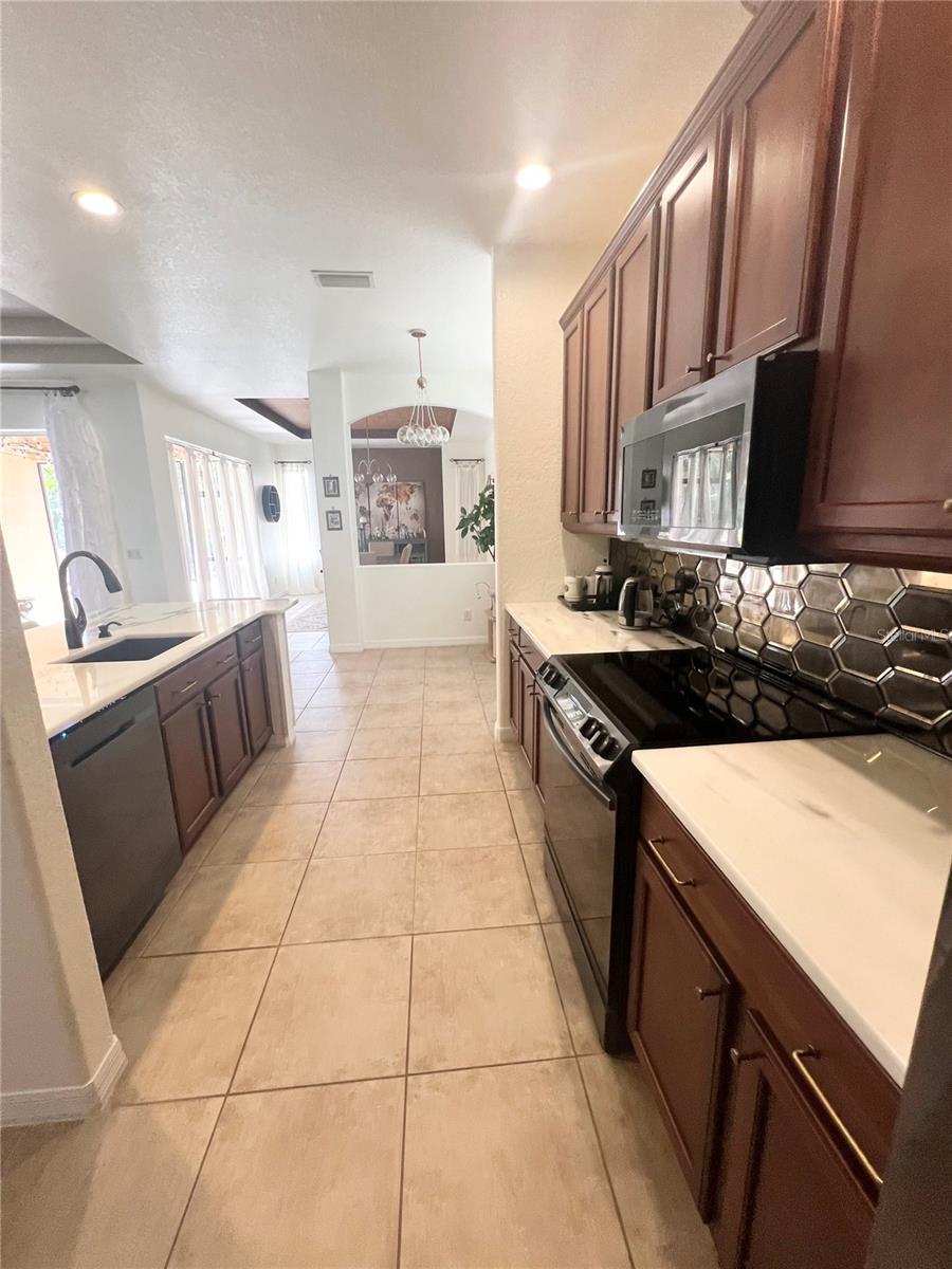 2344 CARAWAY DR, VENICE, FL — photo 31