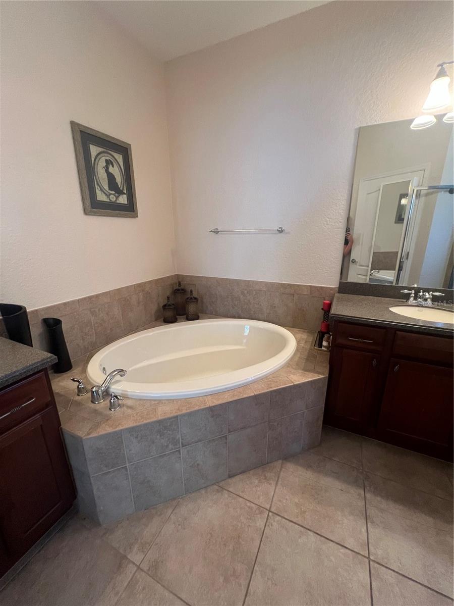 2344 CARAWAY DR, VENICE, FL — photo 49