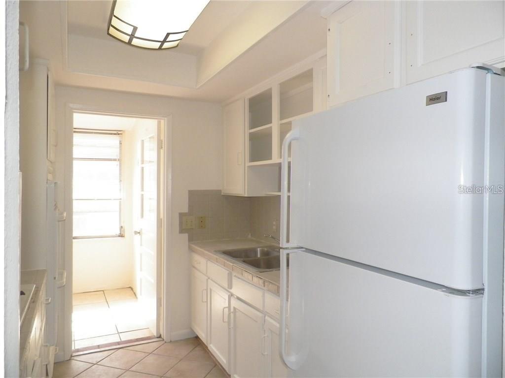 911 WASHINGTON AVE #304, LARGO, FL — photo 9