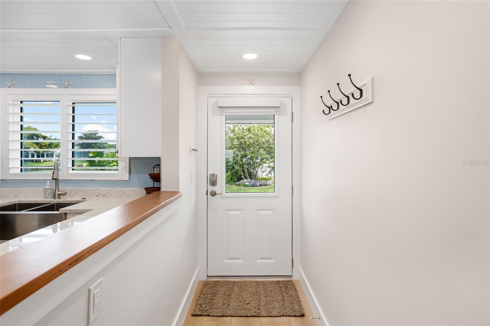 546 SPANISH DR S, LONGBOAT KEY, FL — photo 5