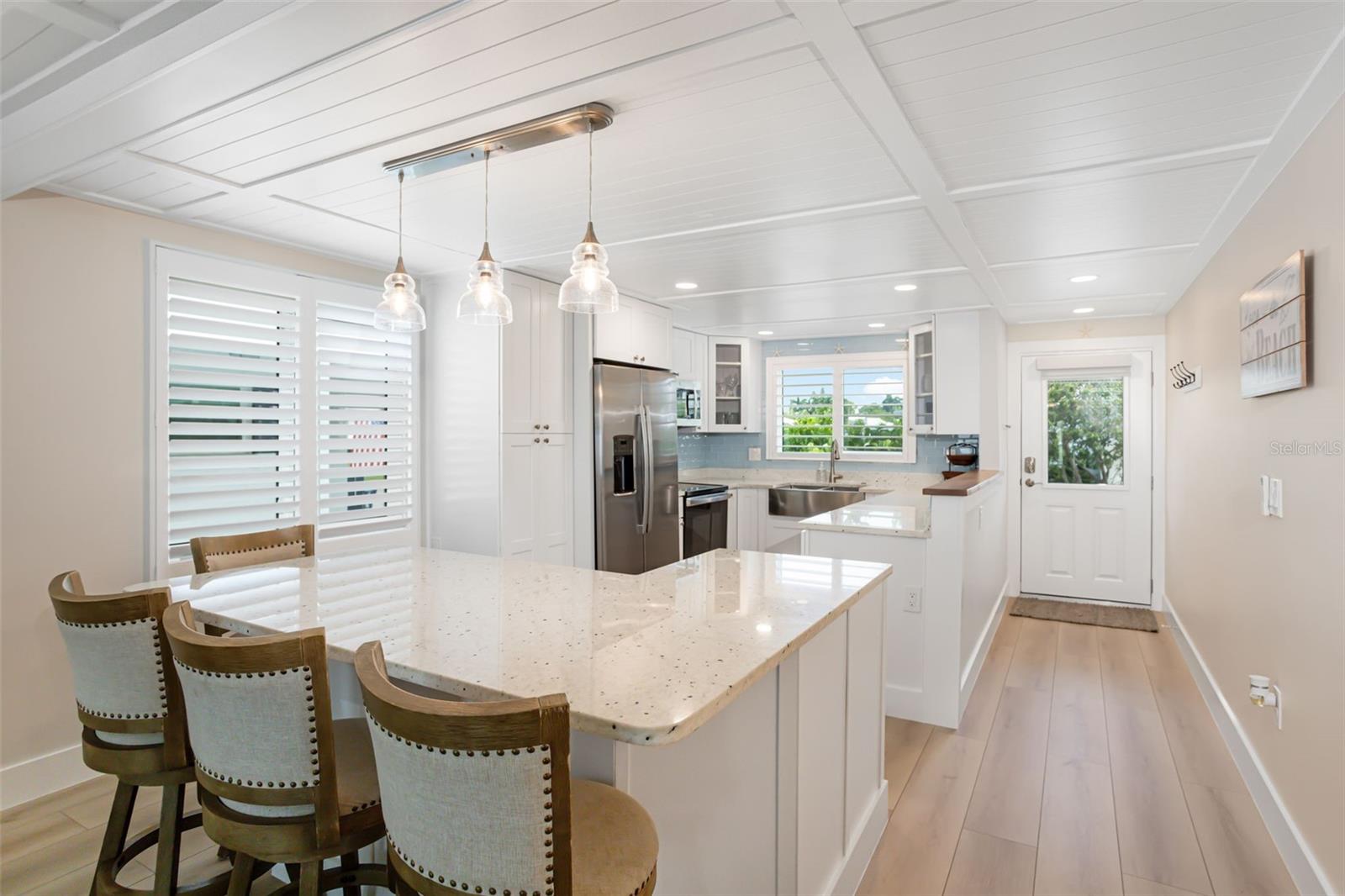 546 SPANISH DR S, LONGBOAT KEY, FL — photo 6