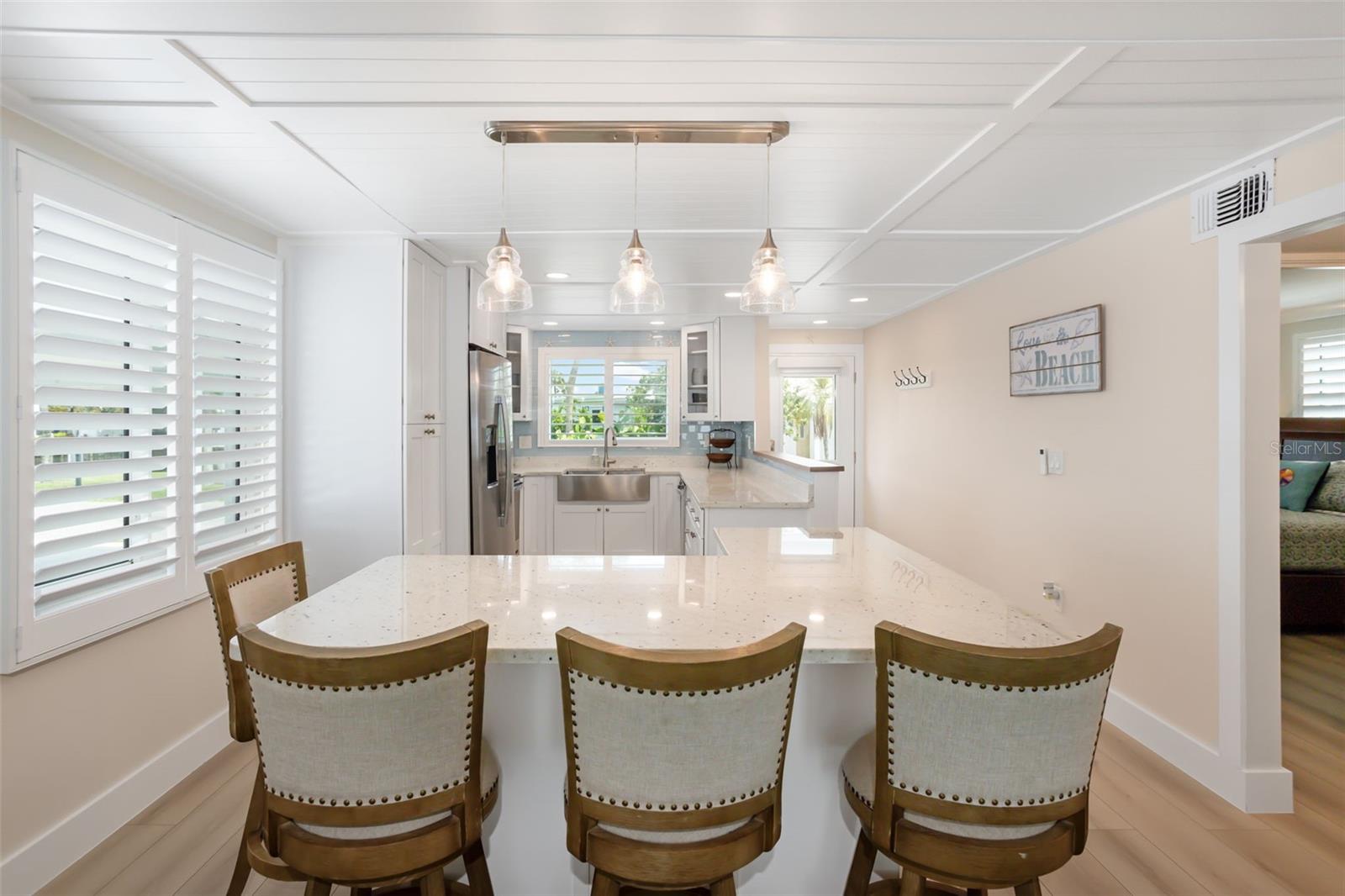 546 SPANISH DR S, LONGBOAT KEY, FL — photo 11