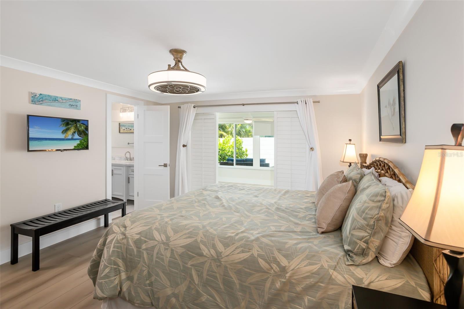 546 SPANISH DR S, LONGBOAT KEY, FL — photo 22