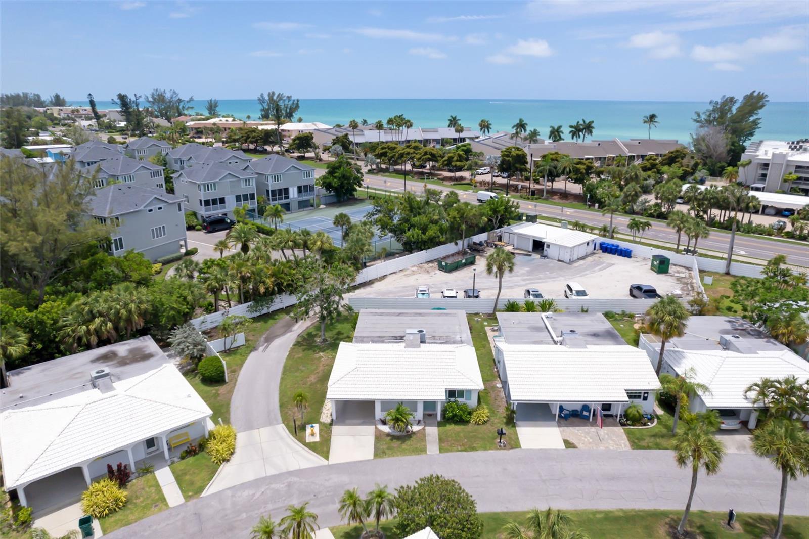 546 SPANISH DR S, LONGBOAT KEY, FL — photo 39
