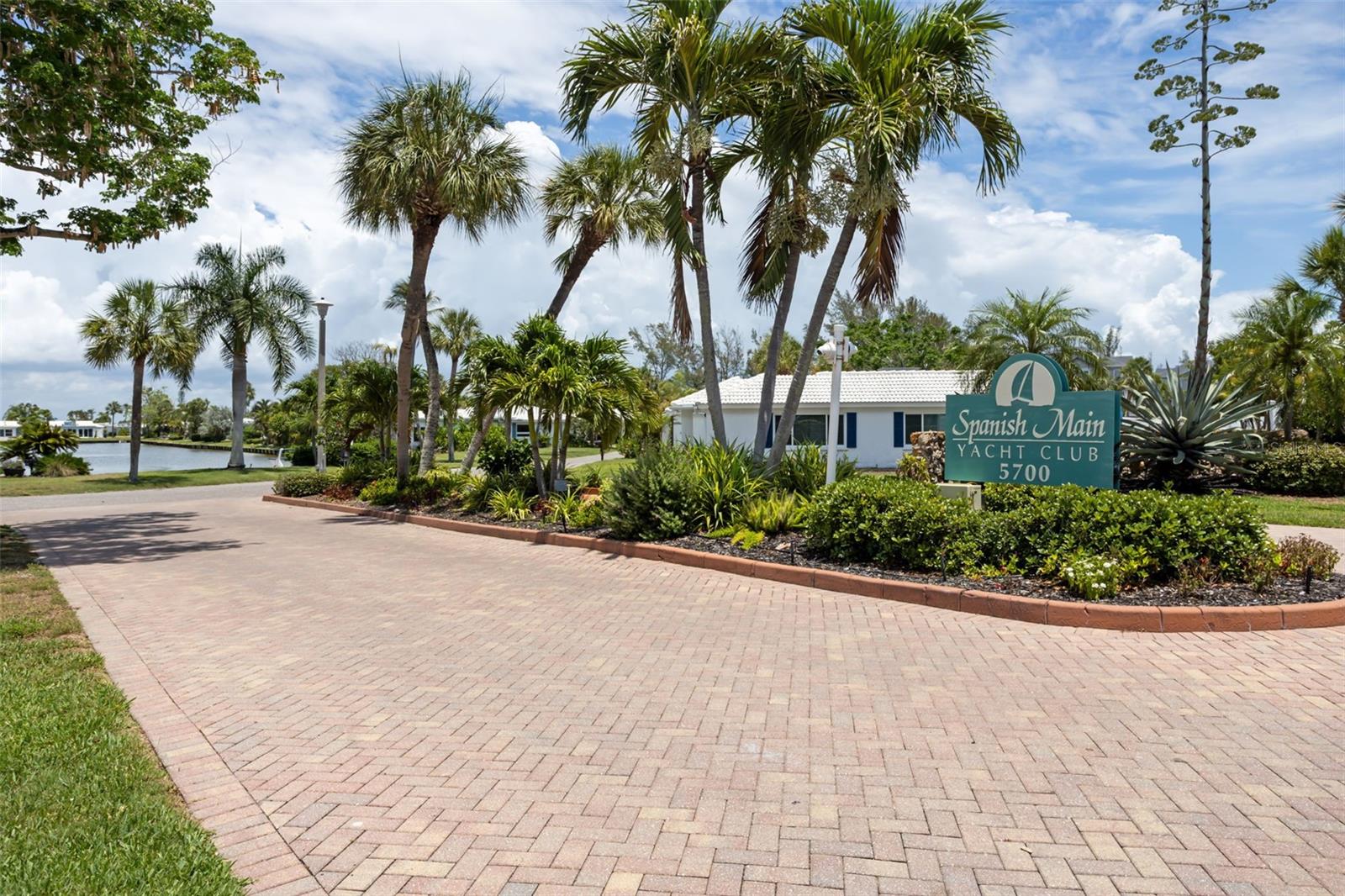 546 SPANISH DR S, LONGBOAT KEY, FL — photo 40