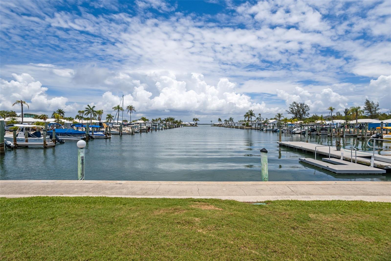 546 SPANISH DR S, LONGBOAT KEY, FL — photo 48
