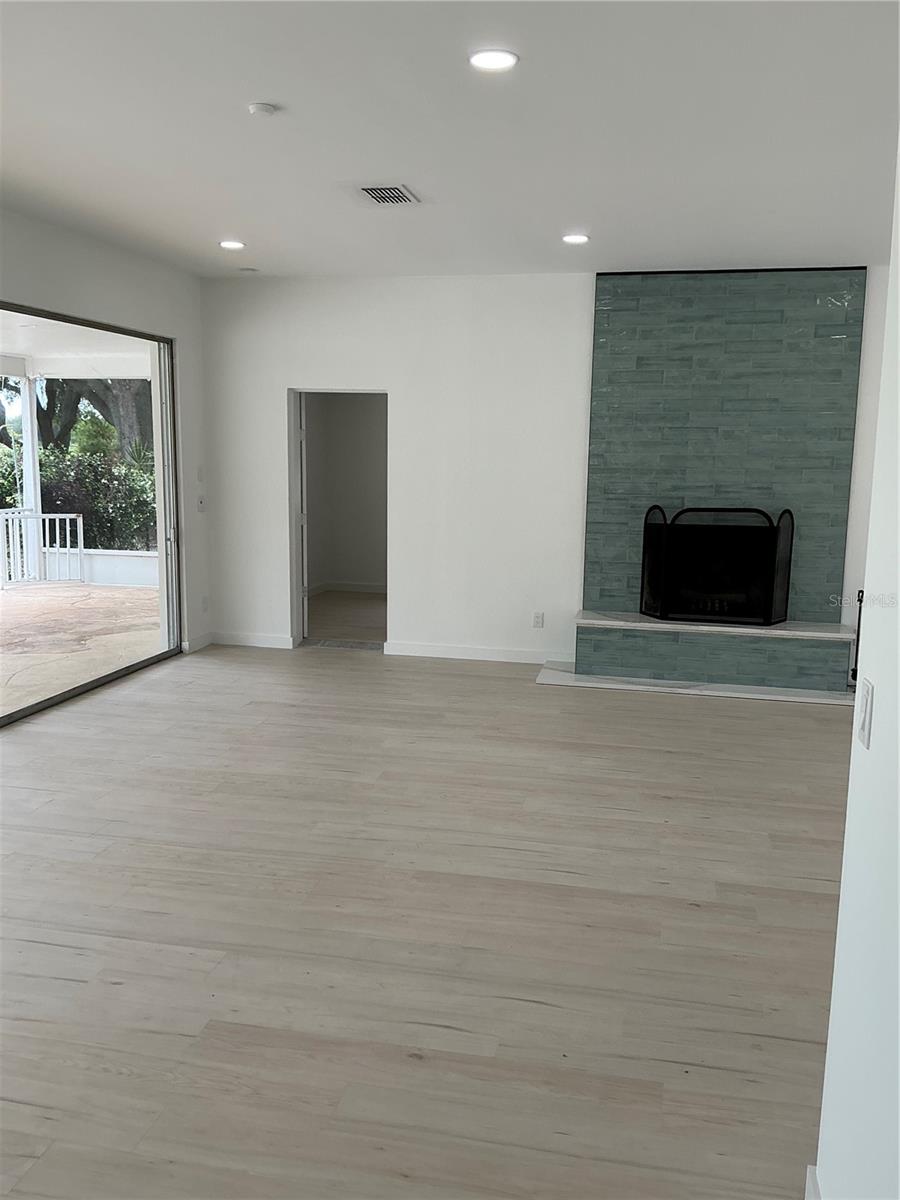 502 MAGELLAN DR, SARASOTA, FL — photo 16