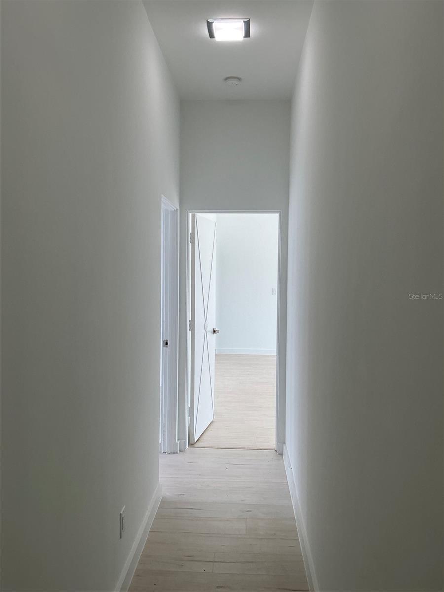 502 MAGELLAN DR, SARASOTA, FL — photo 33