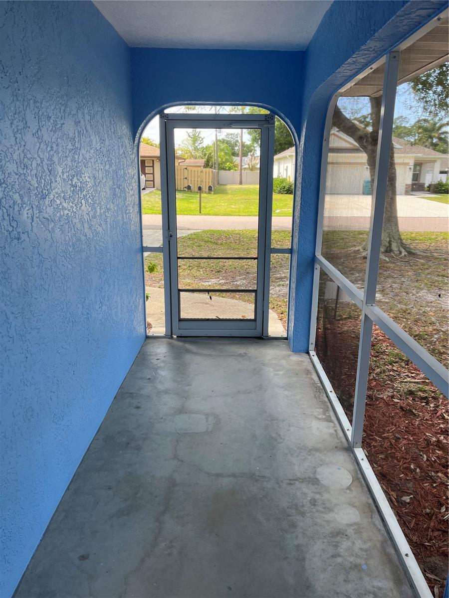 23076 AUGUST AVE, PORT CHARLOTTE, FL — photo 4